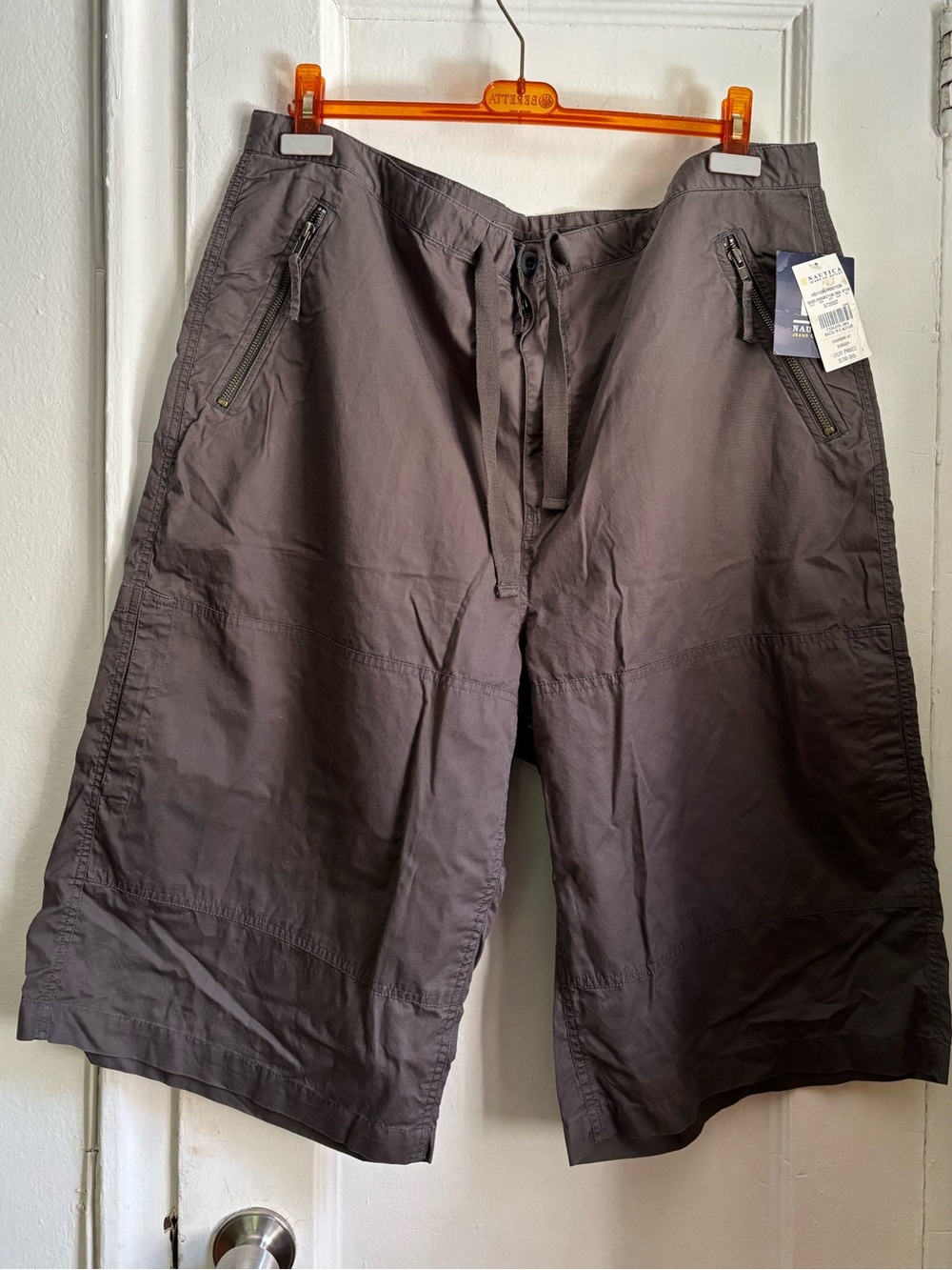 Nautica Men's Cargo Drawstring Shorts in Charcoal Size XL